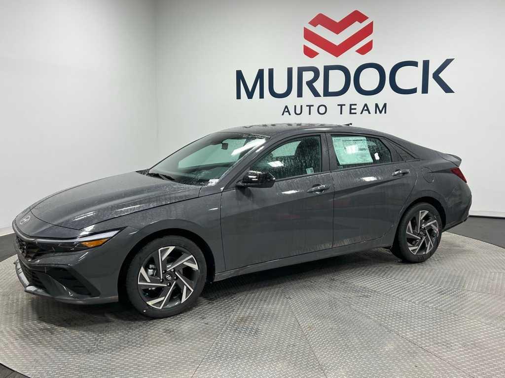 2025 Hyundai Elantra SEL's photo