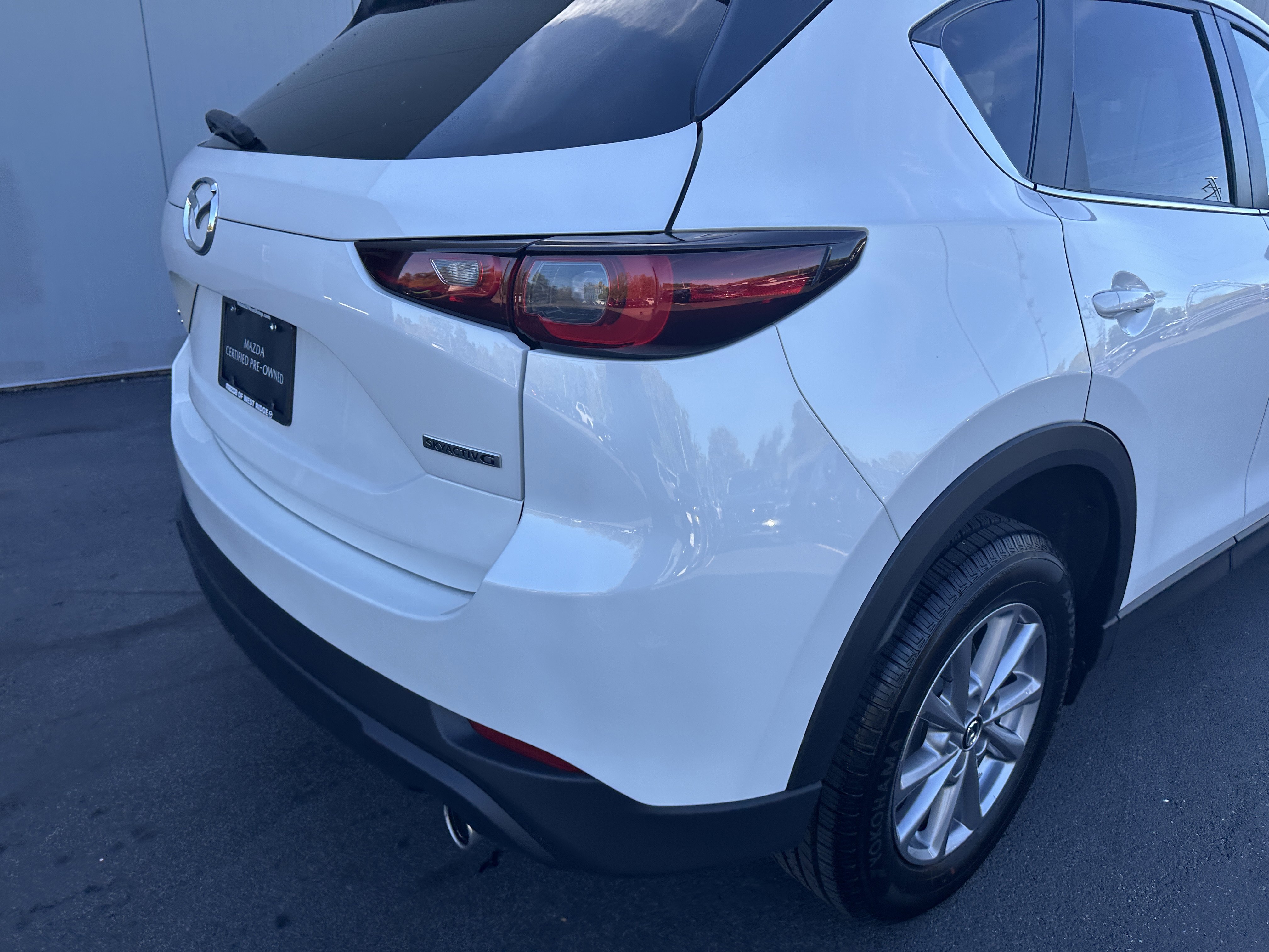 2023 Mazda CX-5 2.5 S Preferred photo 2