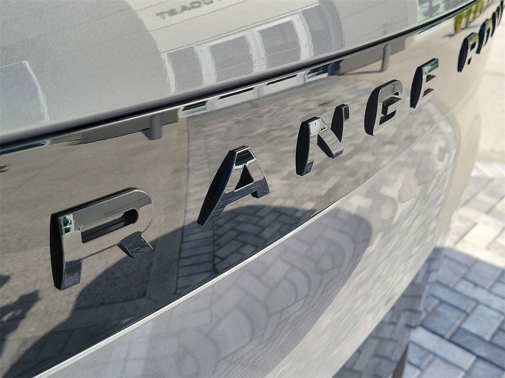 2025 Land Rover Range Rover Sport Autobiography photo 9