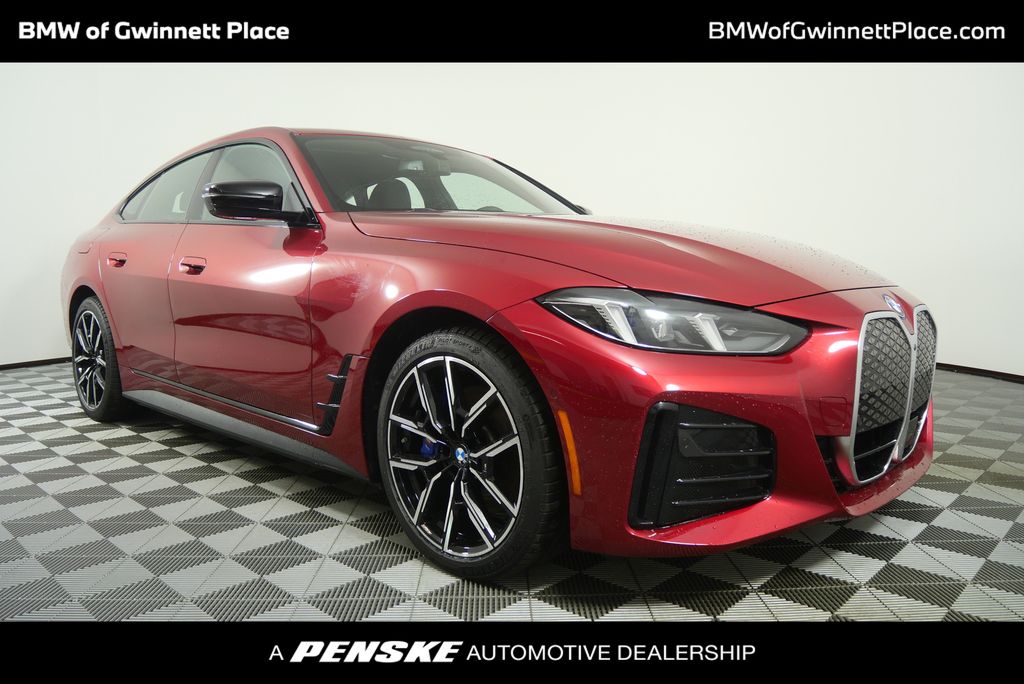 2025 BMW i4 40's photo