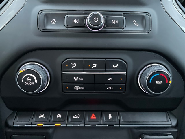 2024 Chevrolet Silverado 1500 Custom photo 18