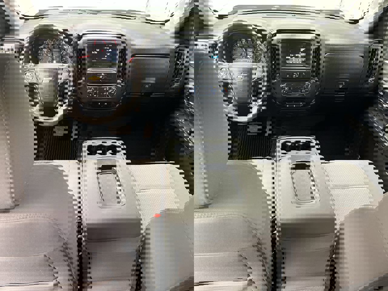 2018 Chevrolet Silverado 1500 Custom photo 4