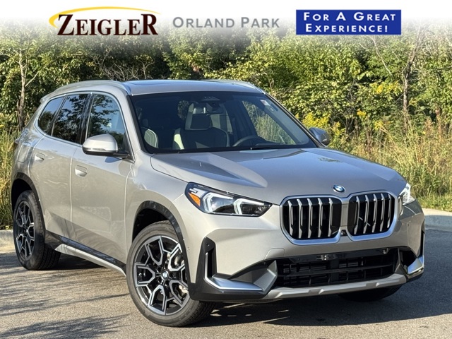 2026 BMW X1 28i's photo