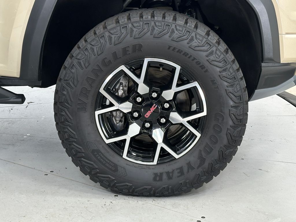 2023 Gmc Canyon AT4X photo 37