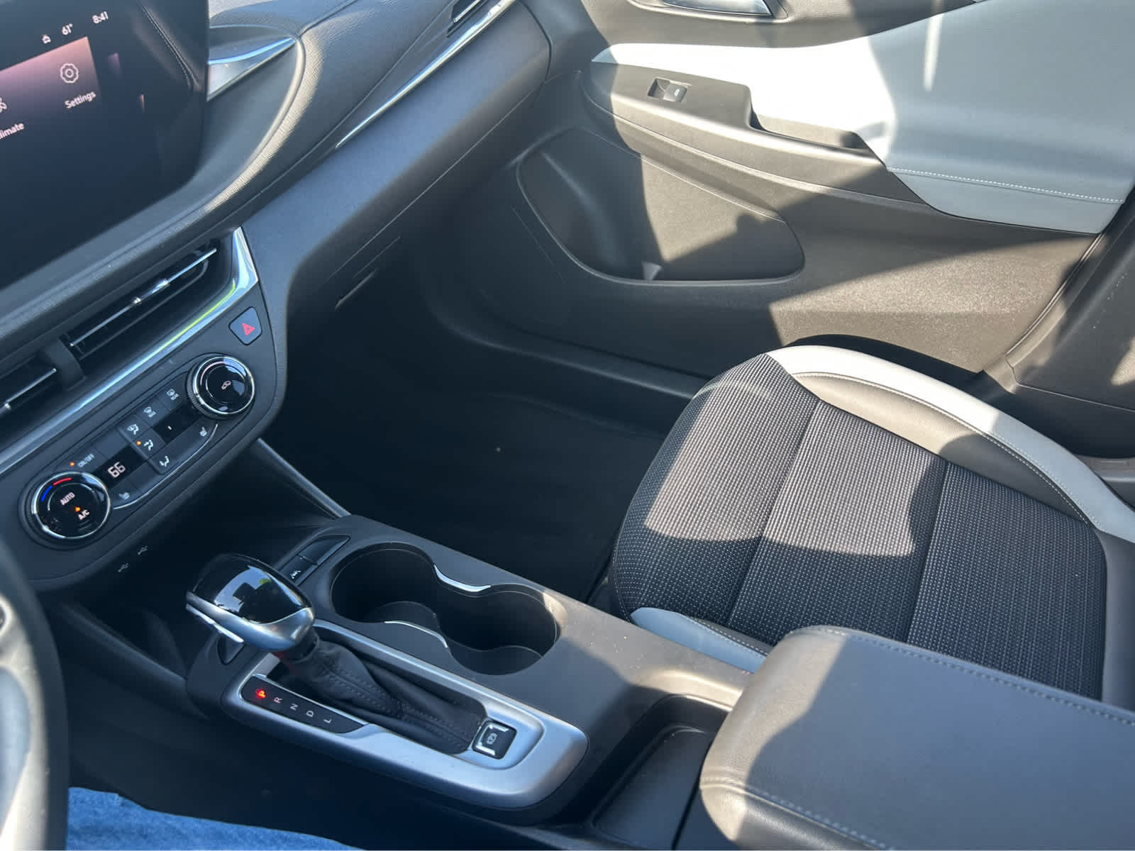 2024 Buick Envista Preferred photo 14