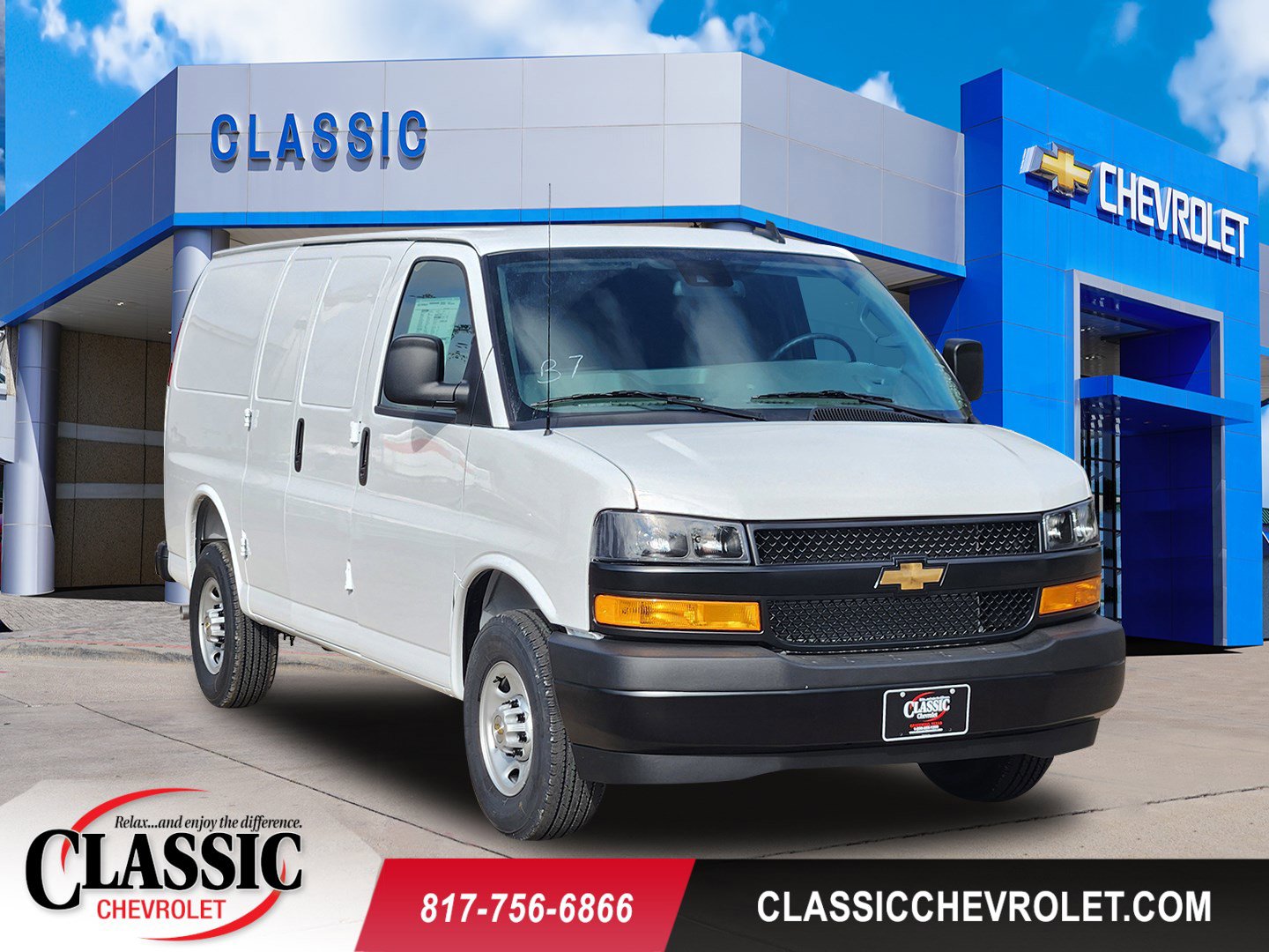 2025 Chevrolet Express Cargo Work Van's photo