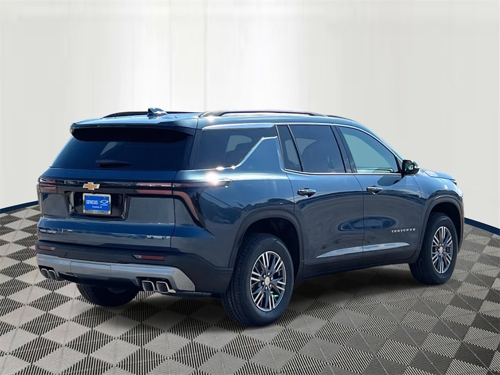 2026 Chevrolet Traverse photo 4