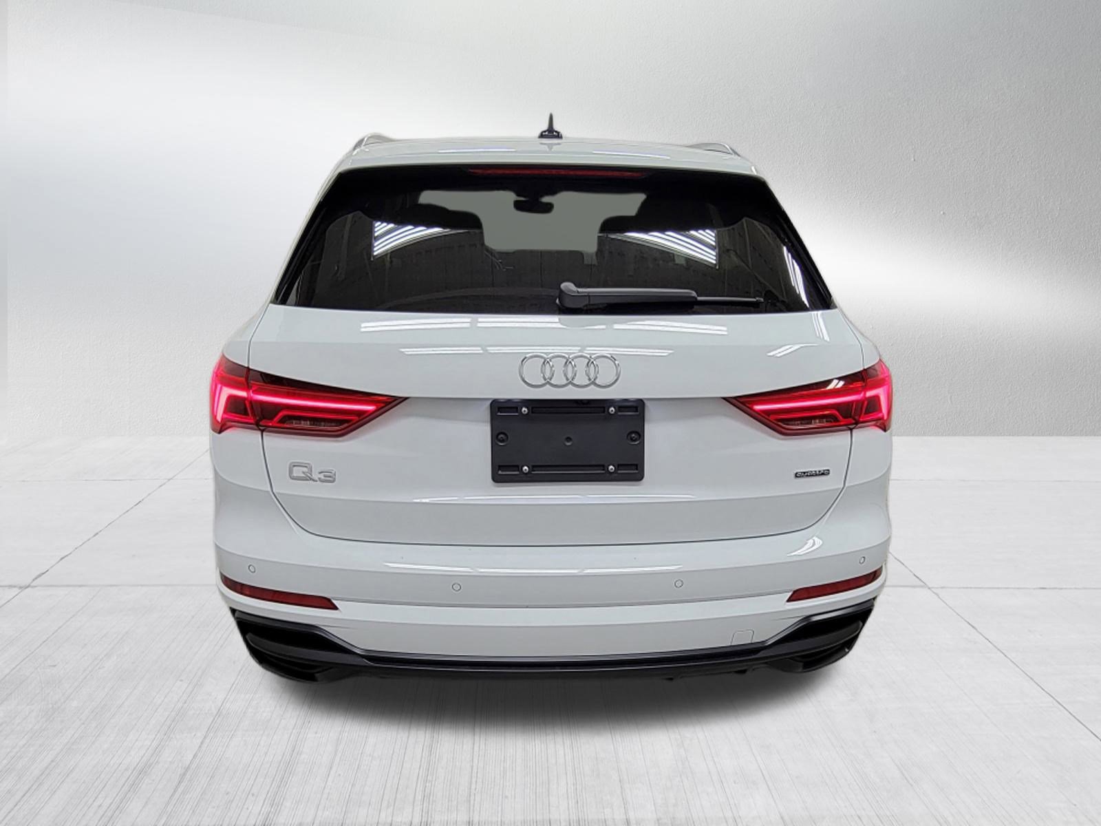 2022 Audi Q3 S line Premium Plus photo 5