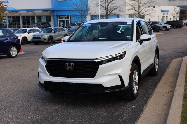 2023 Honda CR-V LX photo 4