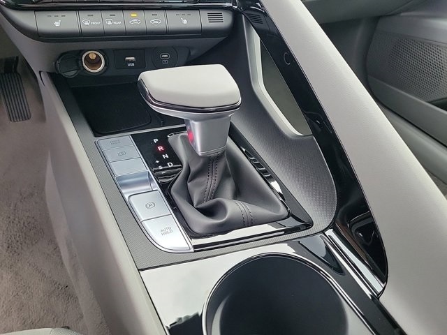 2025 Hyundai Elantra SEL Convenience photo 29
