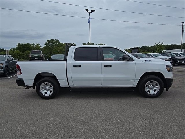 2023 Ram 1500 Tradesman photo 3