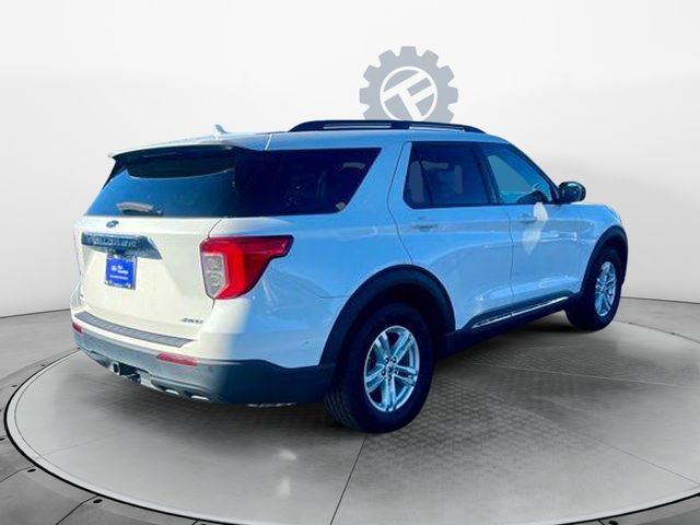 2022 Ford Explorer XLT photo 3