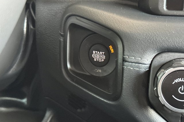 2024 Jeep Wrangler Sahara photo 21