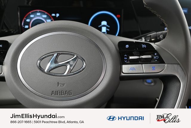 2022 Hyundai Elantra SEL Convenience photo 11