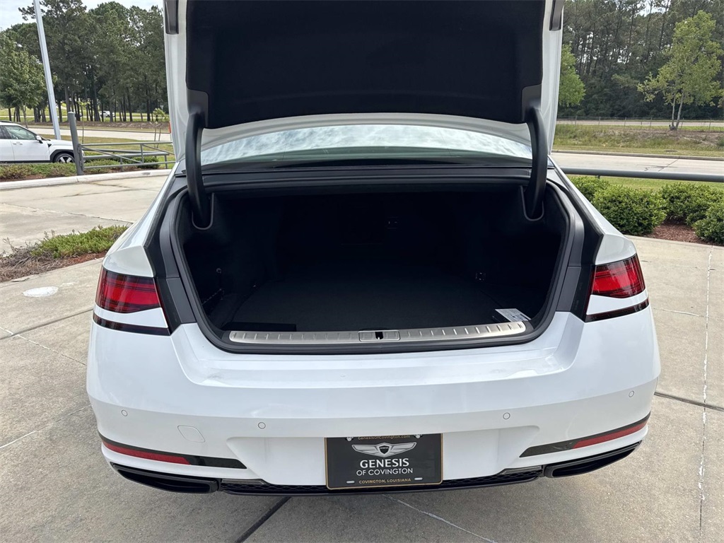2026 Genesis G90 3.5T E-Supercharger photo 4