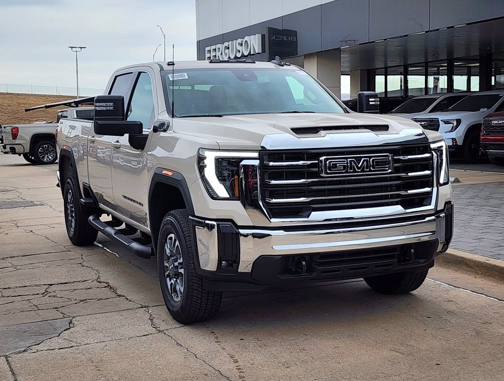 2026 GMC Sierra 2500HD SLE's photo