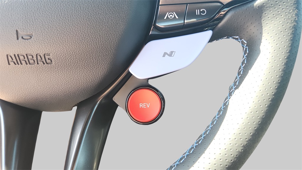 2025 Hyundai Elantra N Base photo 29