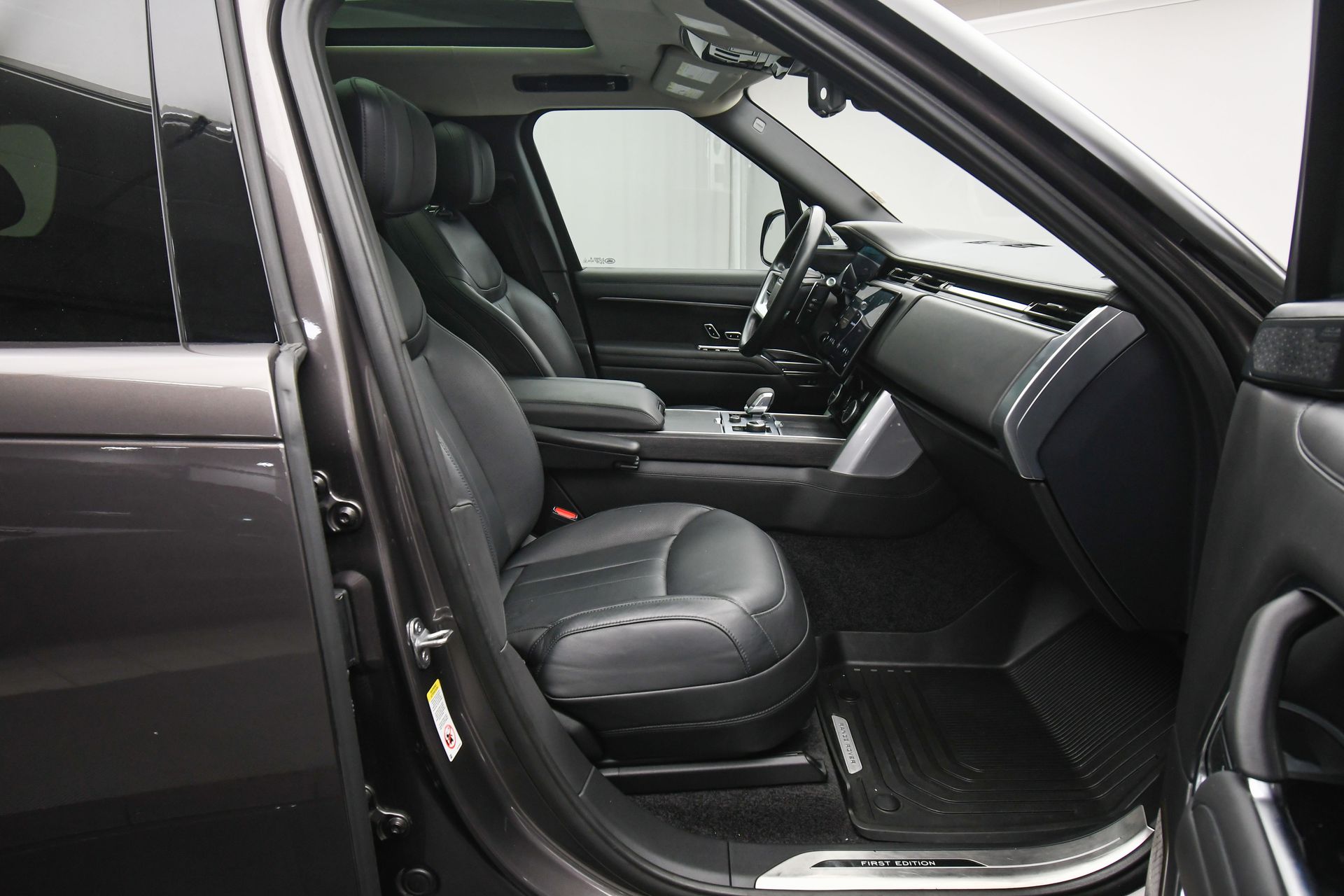 2022 Land Rover Range Rover First Edition photo 42