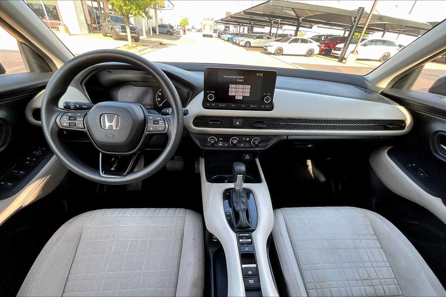 2024 Honda HR-V LX photo 12