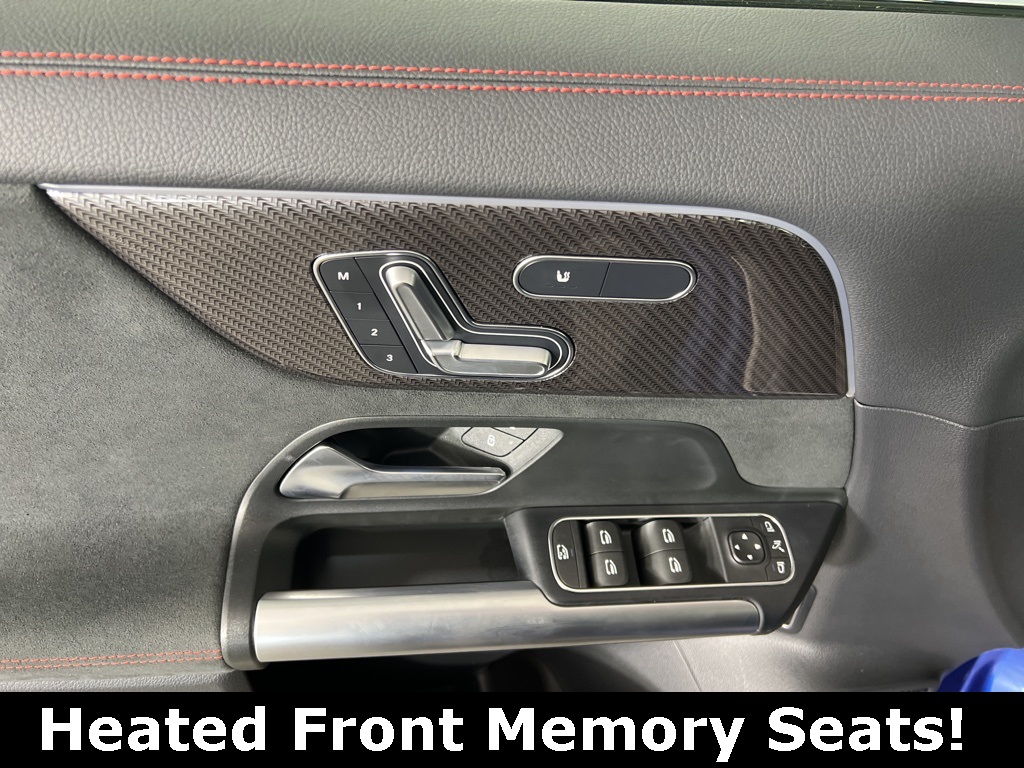 2025 Mercedes Benz GLA 250 4MATIC photo 3