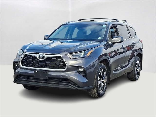 2022 Toyota Highlander XLE's photo