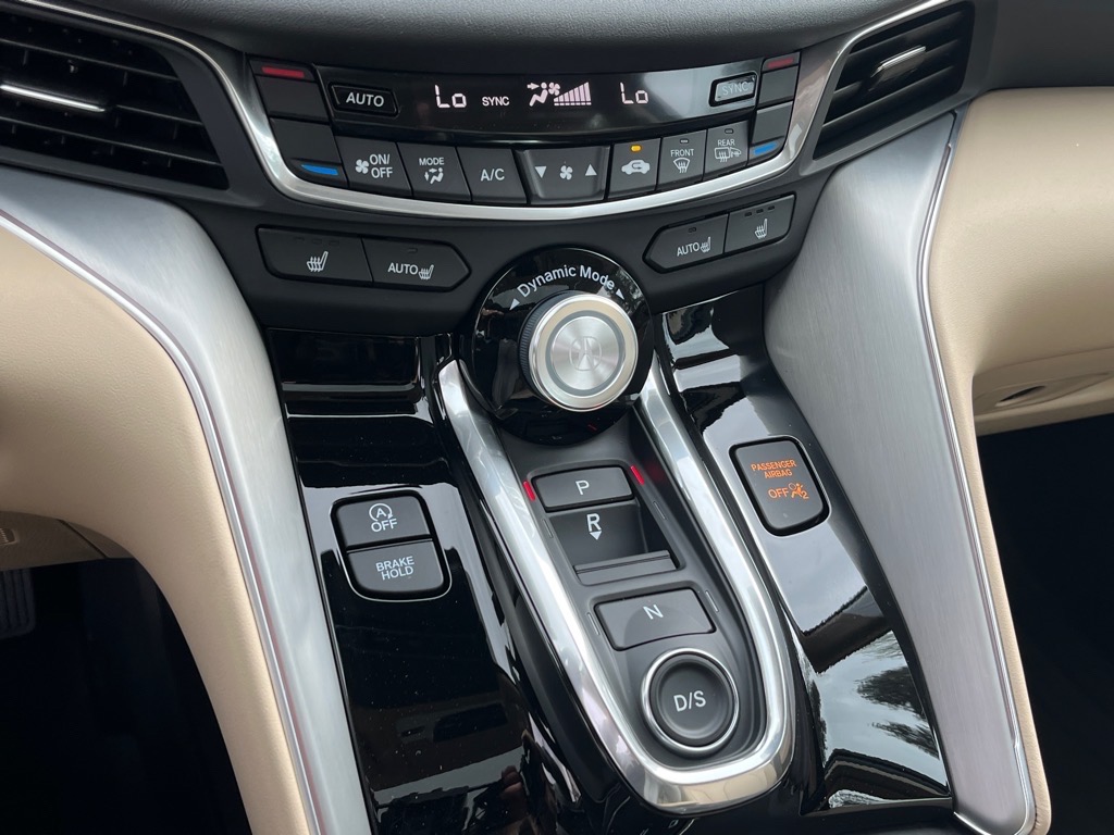 2025 Acura TLX Technology photo 9