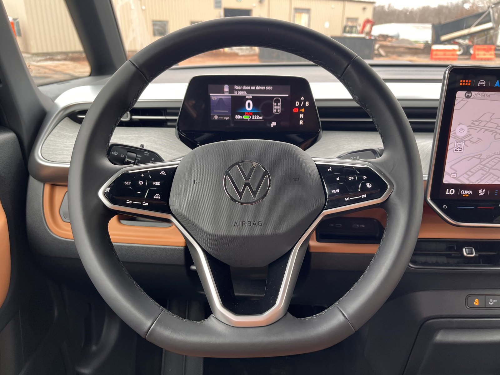 2025 Volkswagen ID. Buzz Pro S photo 16