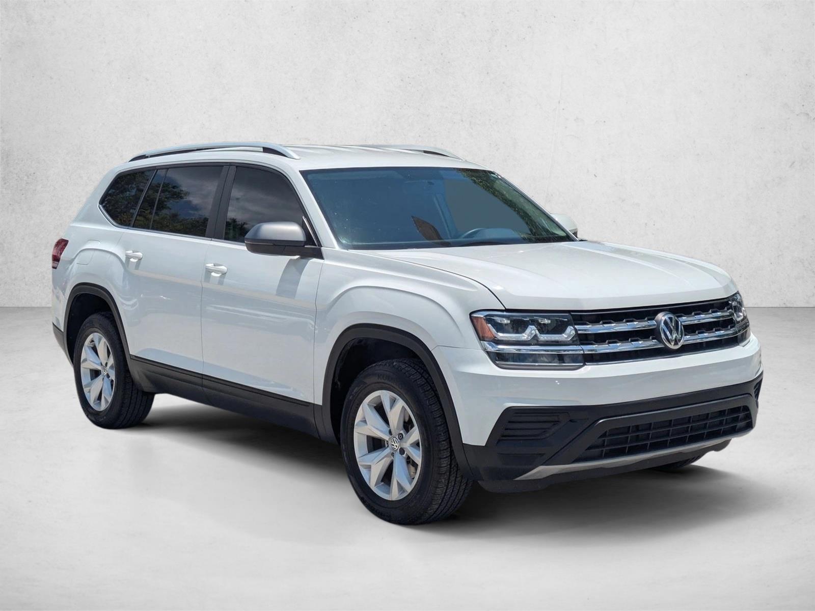 2018 Volkswagen Atlas S photo 3