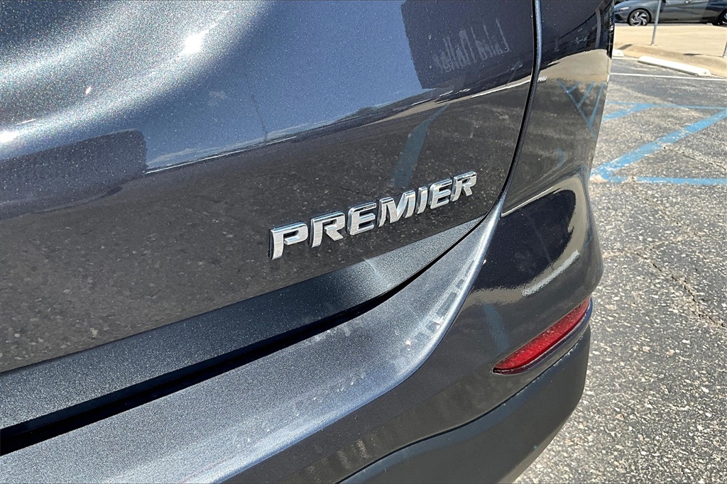 Image 8 of Pre-Owned 2022 Chevrolet Equinox Premier