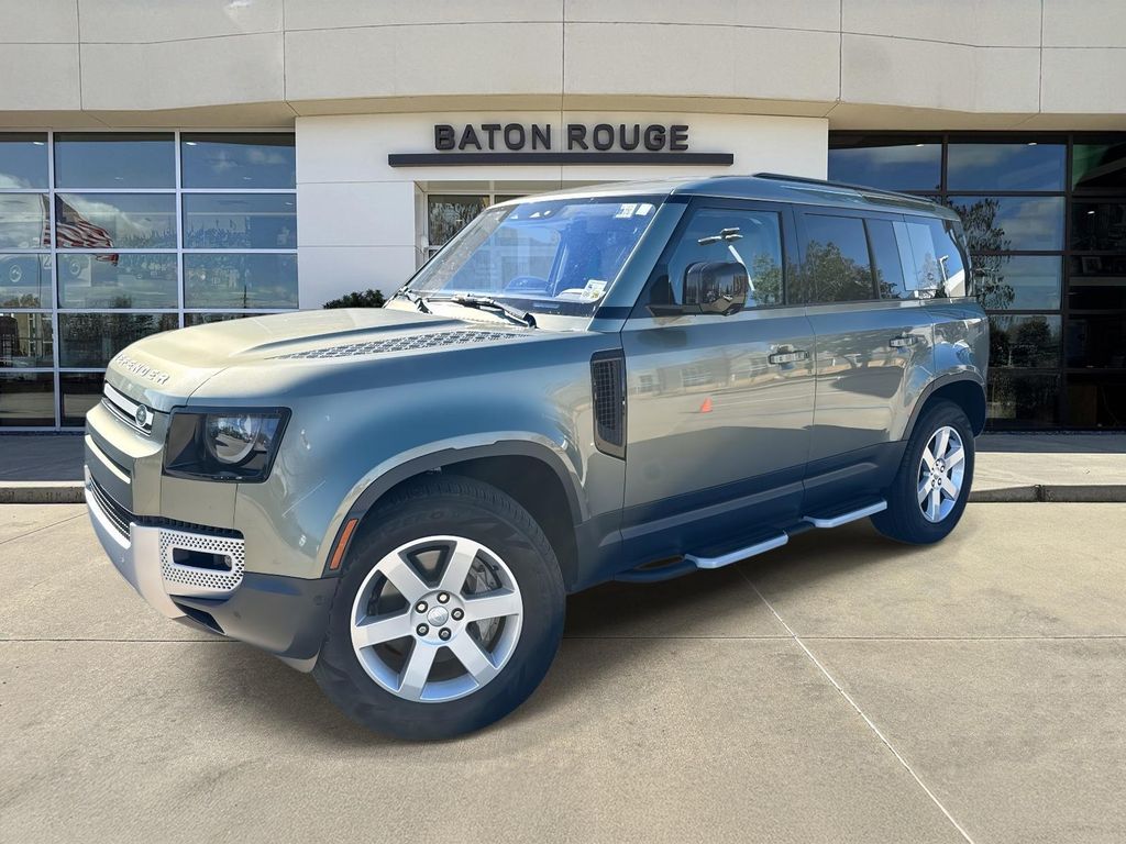 2021 Land Rover Defender SE's photo