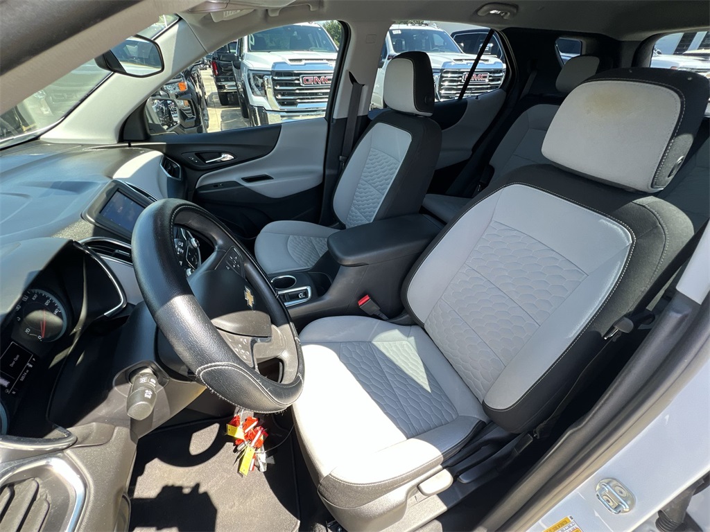 2021 Chevrolet Equinox LS photo 26