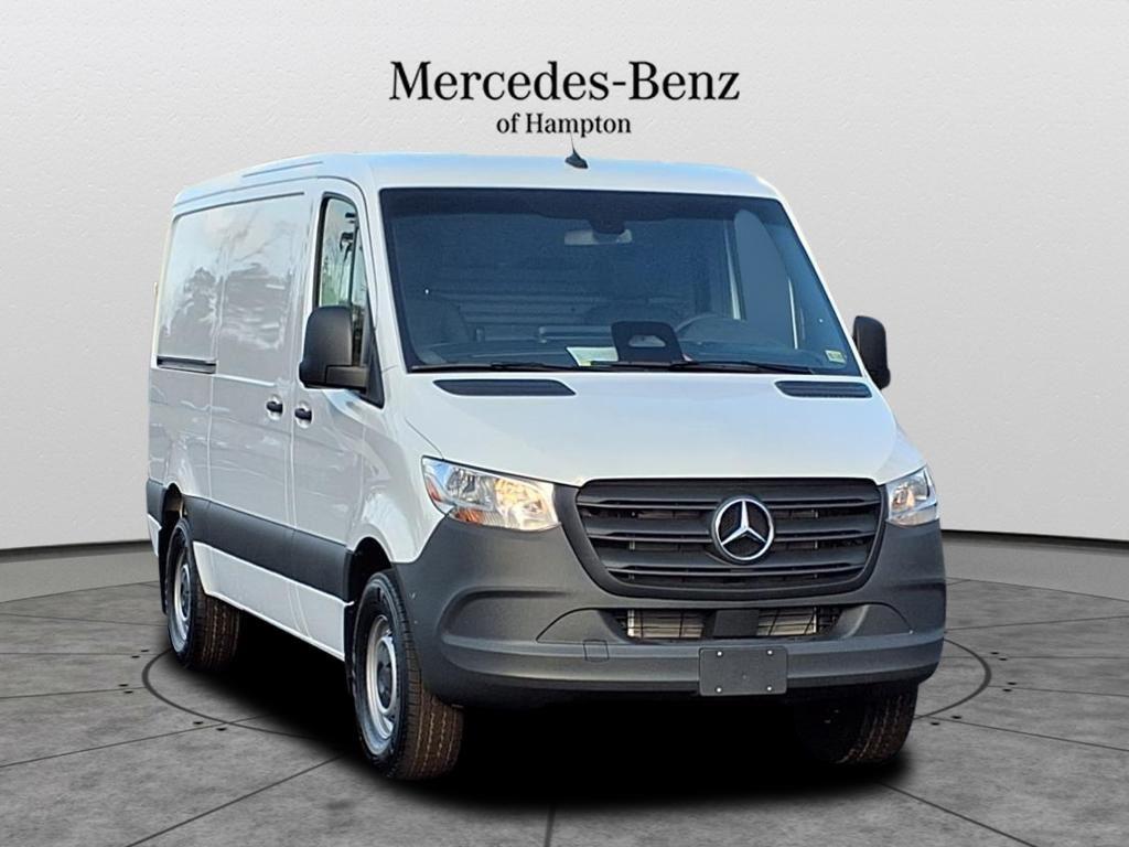 2025 Mercedes-Benz Sprinter Cargo Van Base's photo