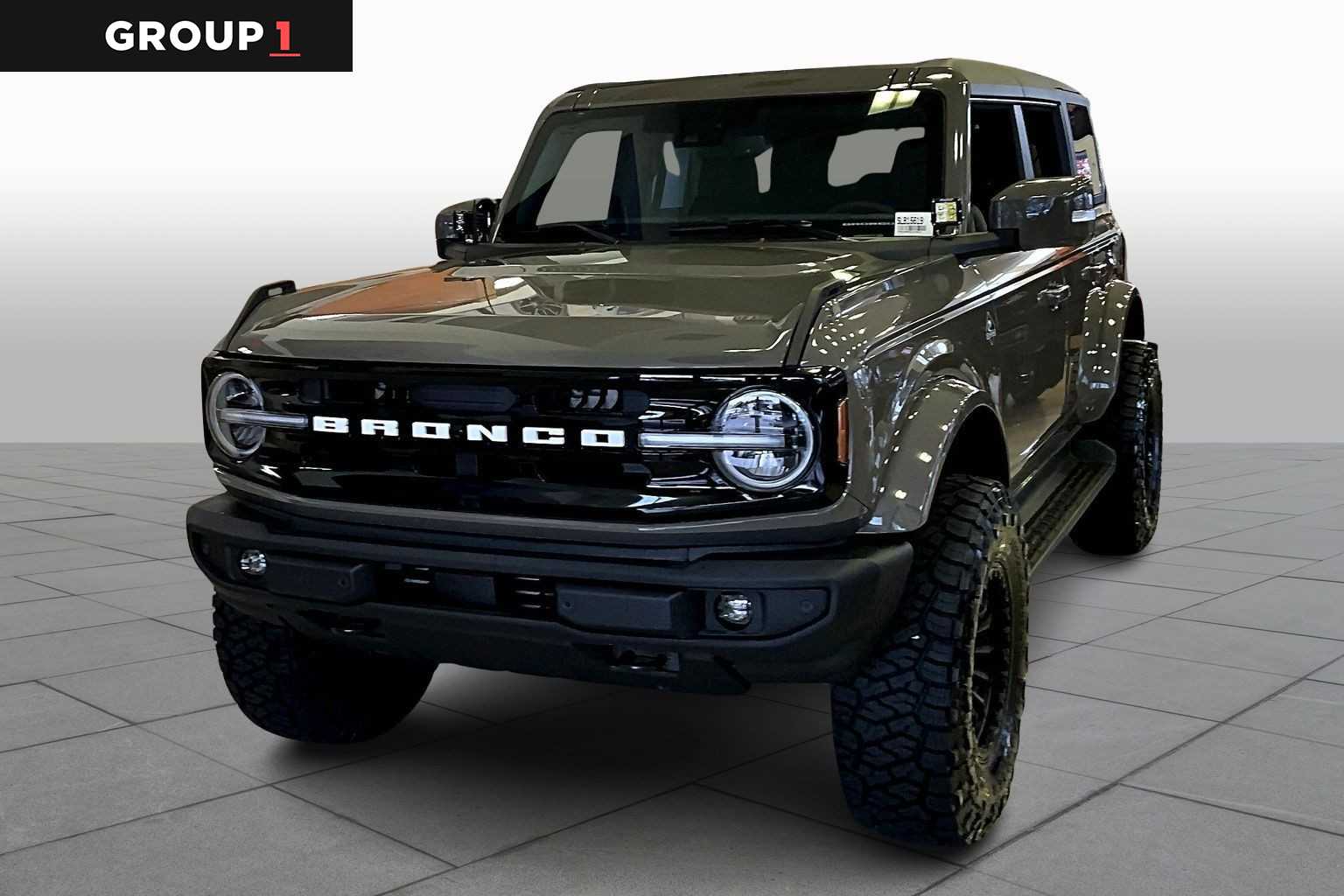 2025 Ford Bronco 4-Door Outer Banks's photo