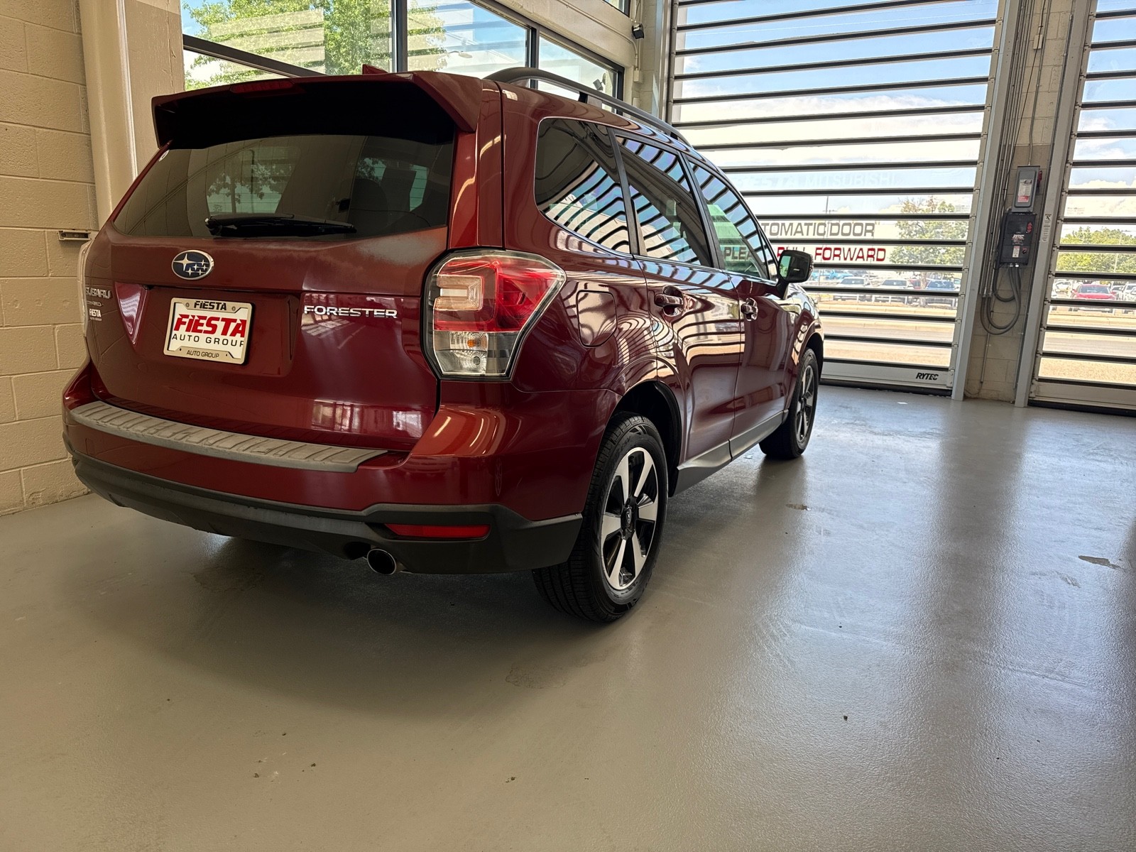 Used 2018 RED Subaru Limited image 4