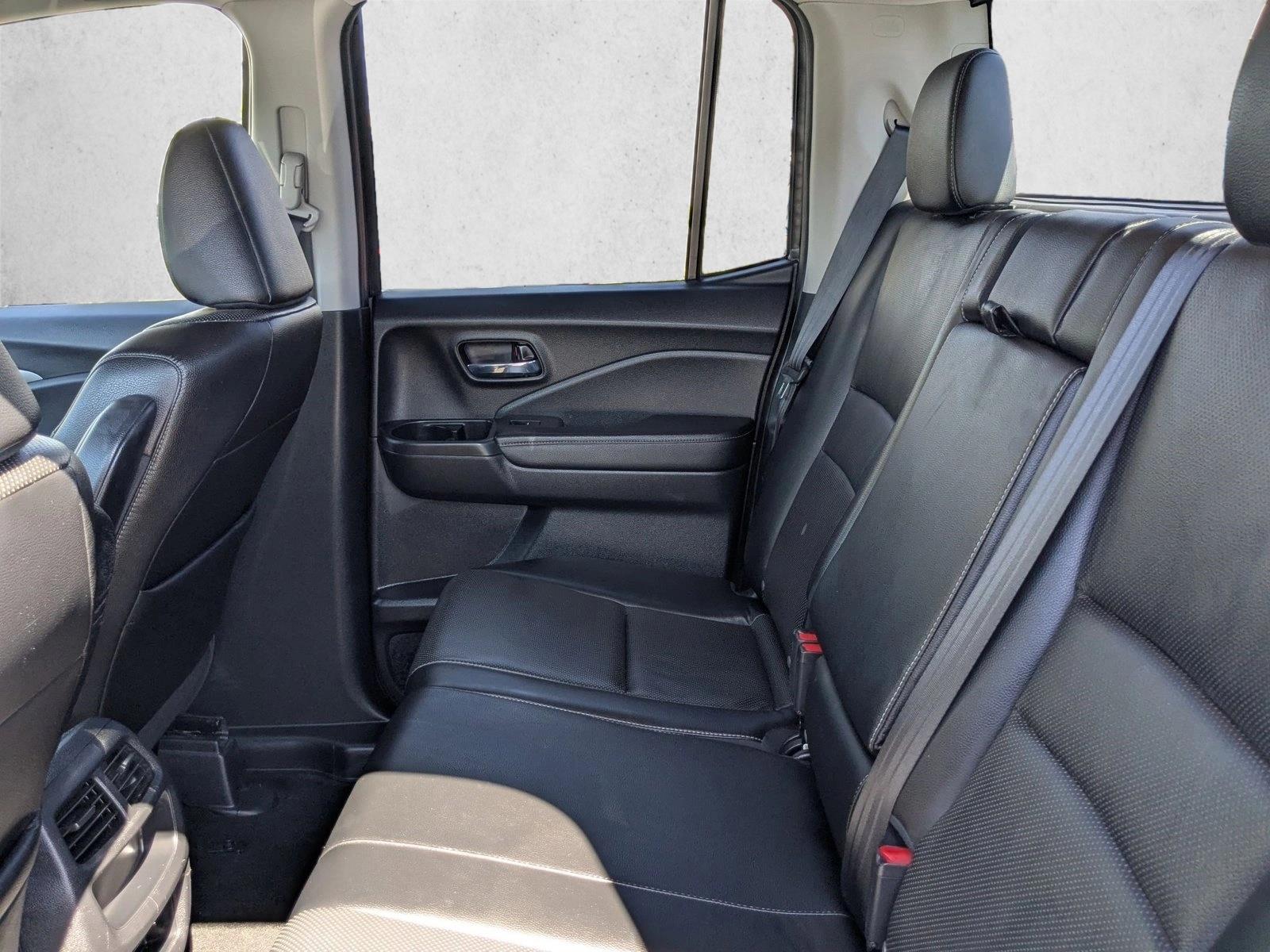 2017 Honda Ridgeline RTL photo 14