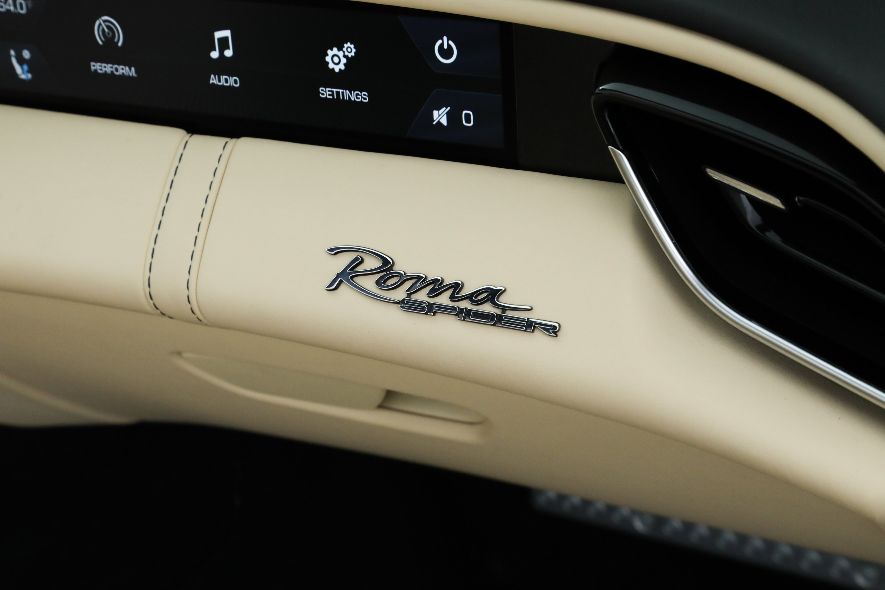 2025 Ferrari Roma Spider photo 25