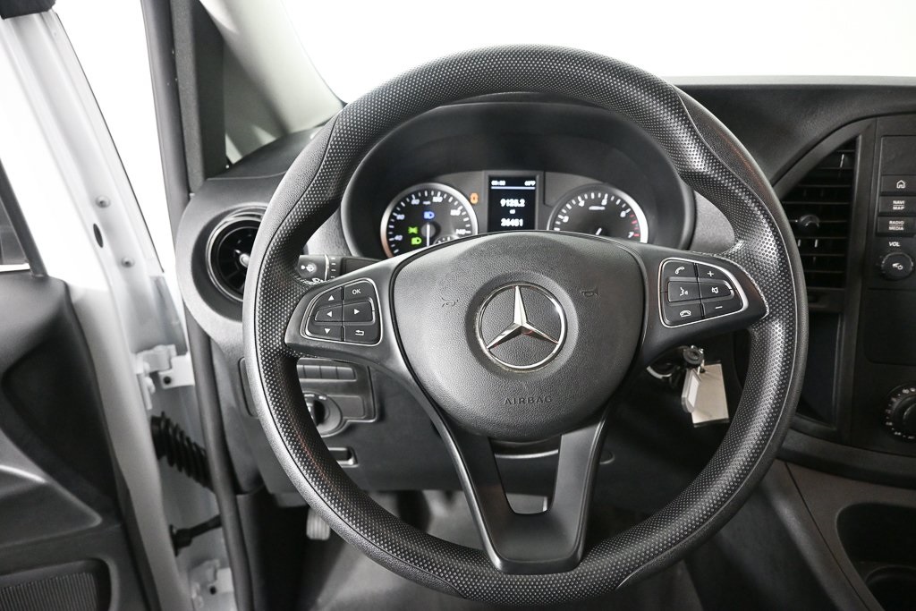 2023 Mercedes Benz Metris Cargo photo 2