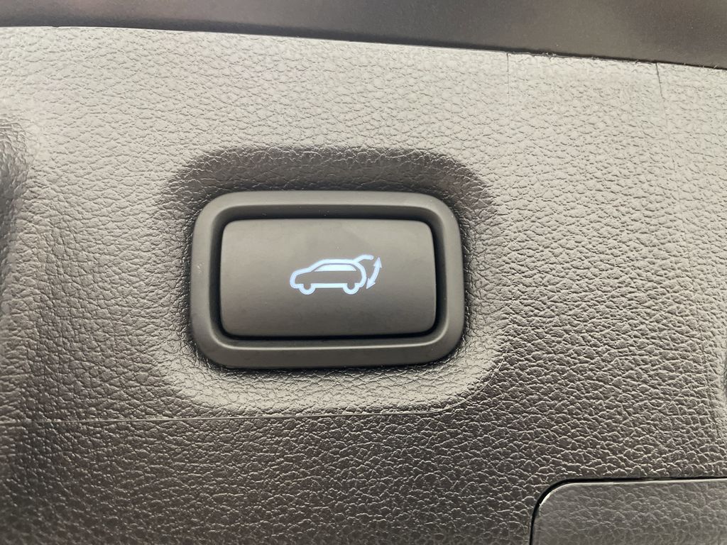2023 Hyundai Santa Fe Limited photo 13