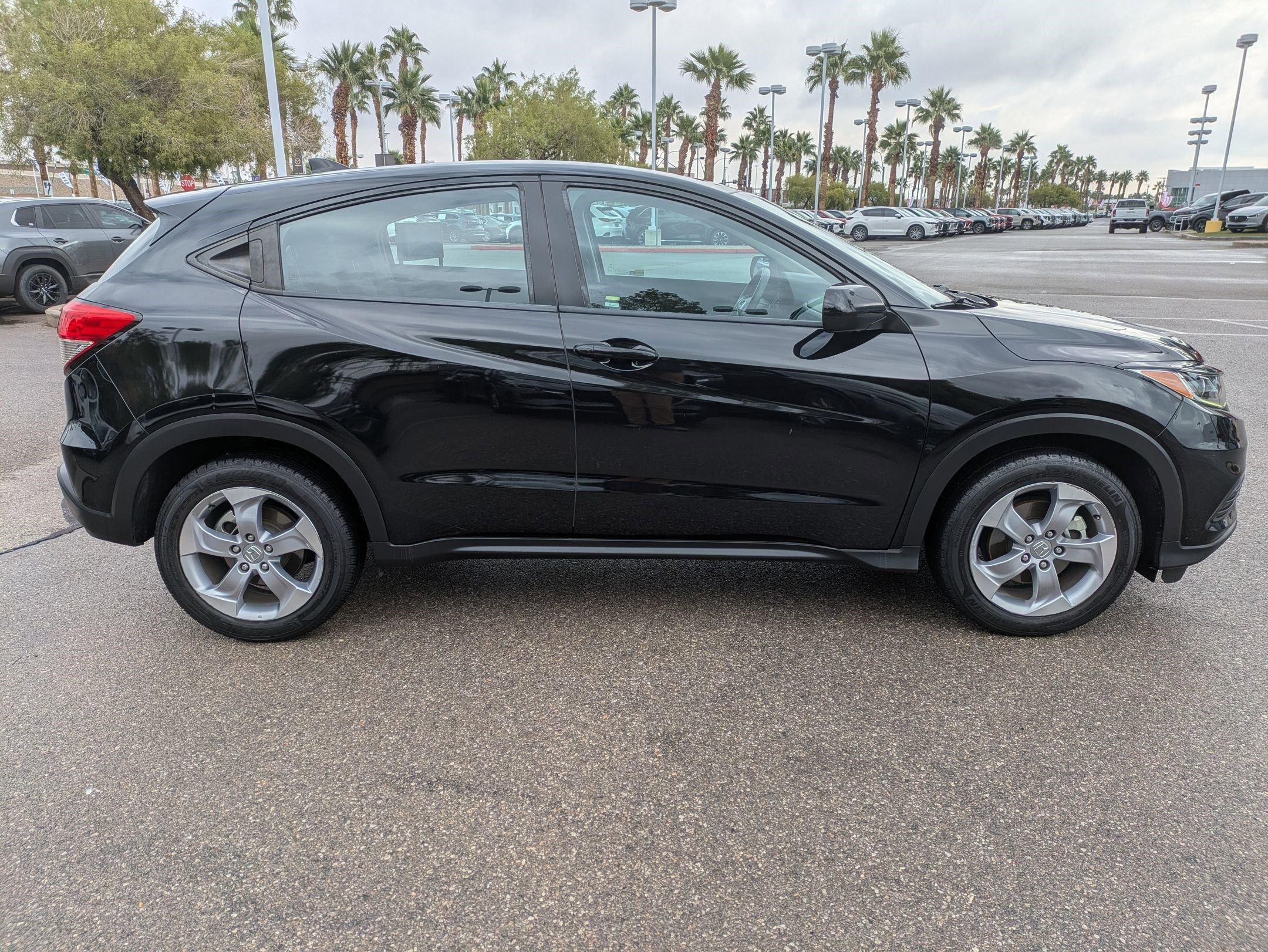 2021 Honda HR-V LX photo 4