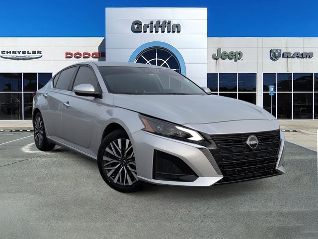 2023 Nissan Altima SV