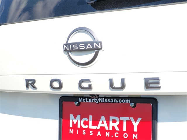 2026 Nissan Rogue S photo 7