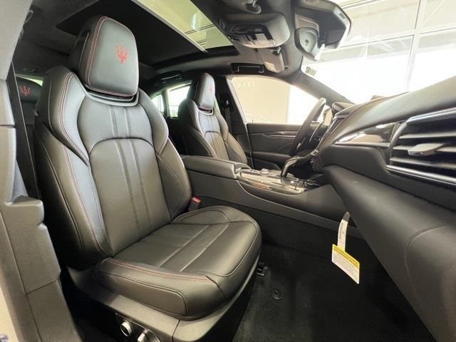 2024 Maserati Levante Modena photo 22