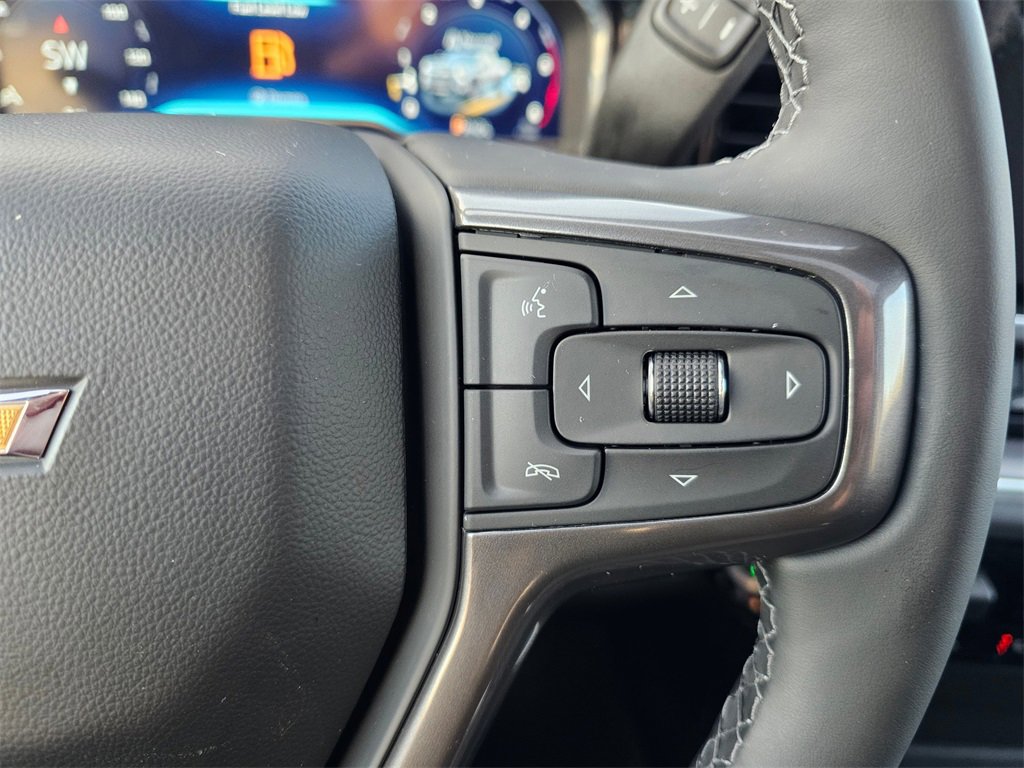 2025 Chevrolet Silverado 3500HD High Country photo 5