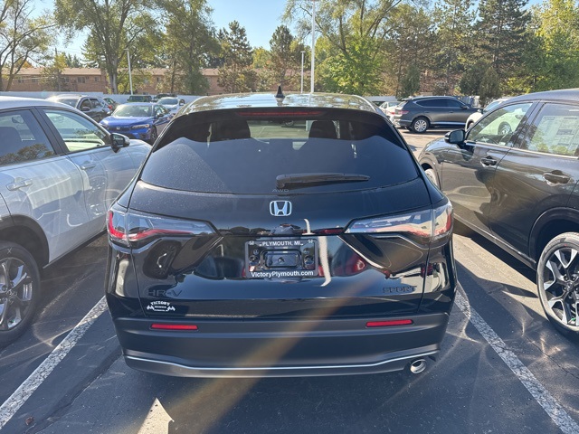 2026 Honda HR-V Sport photo 7