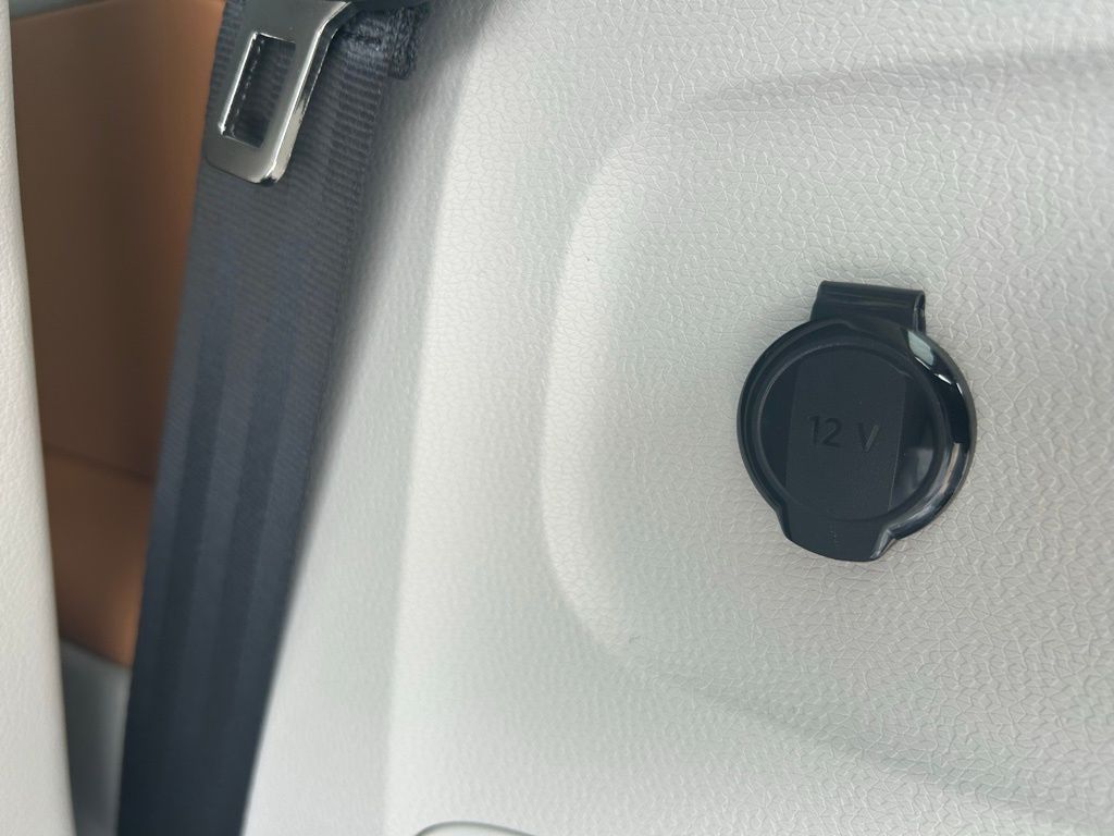 2025 Volkswagen ID. Buzz Pro Plus photo 33