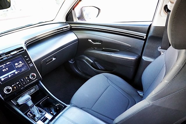 Used 2024 Blue Hyundai SE image 20