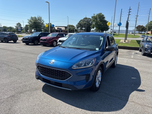 2022 Ford Escape SE photo 2