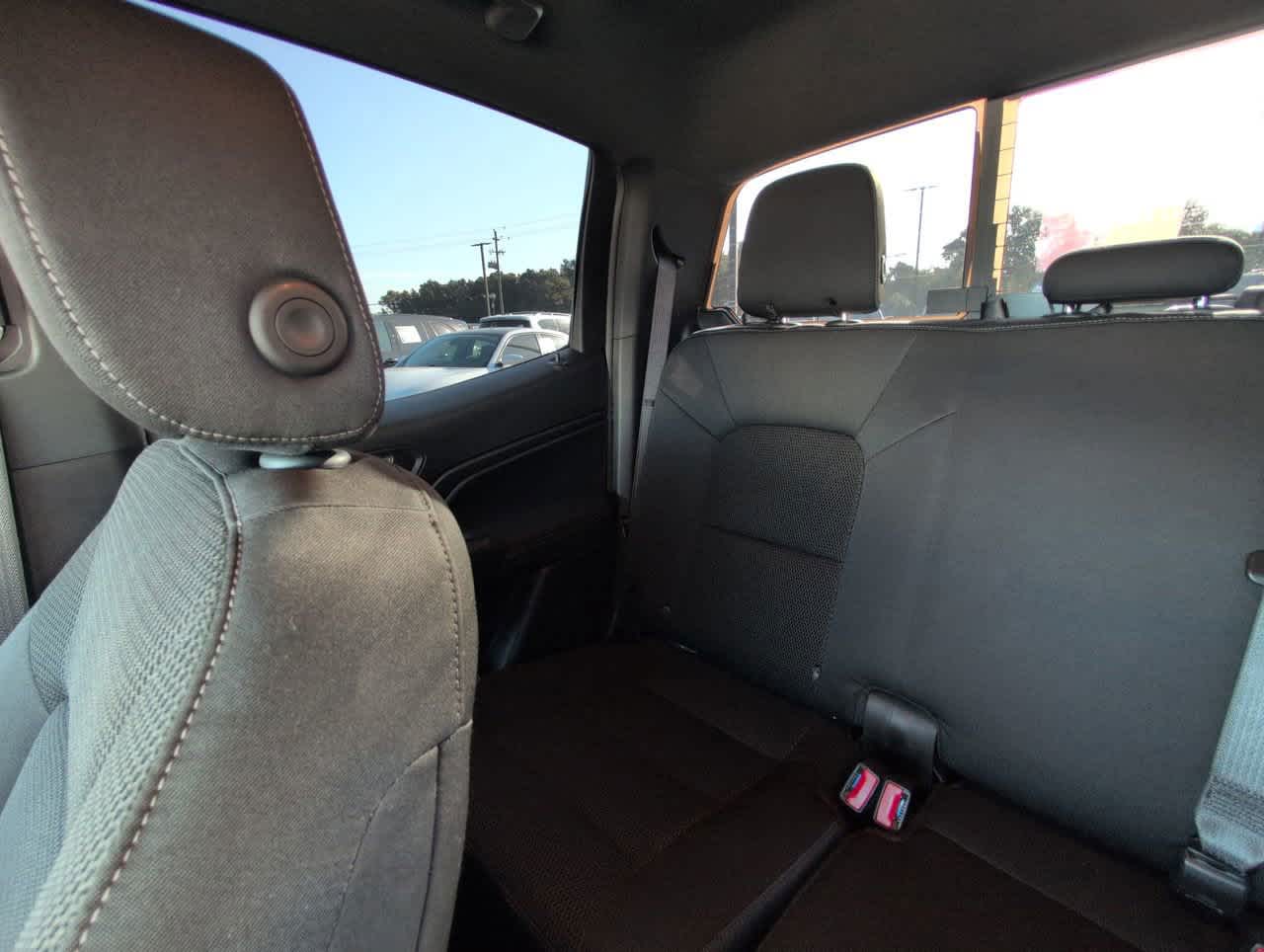 2023 Chevrolet Colorado LT photo 4