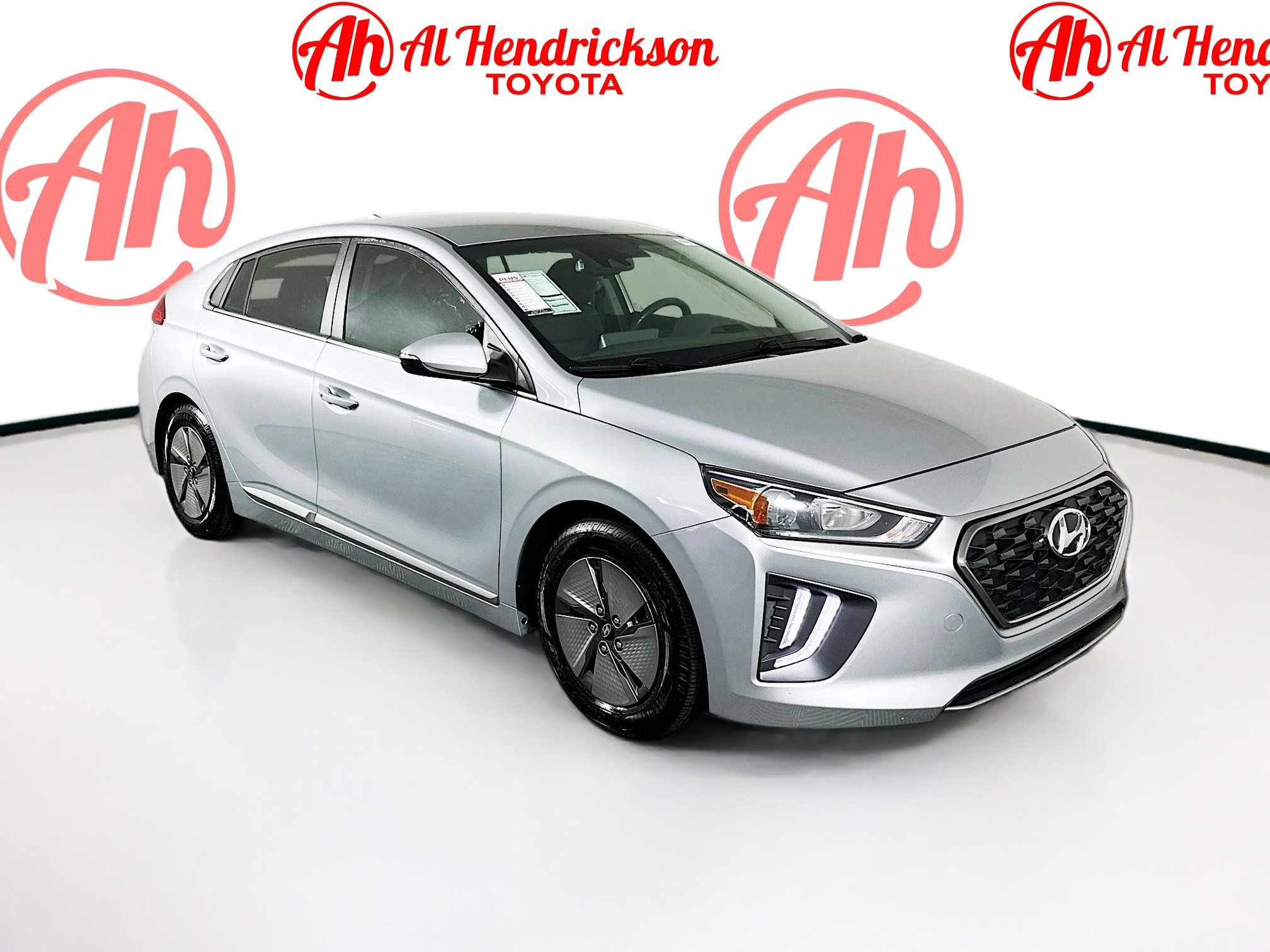2022 Hyundai Ioniq SE