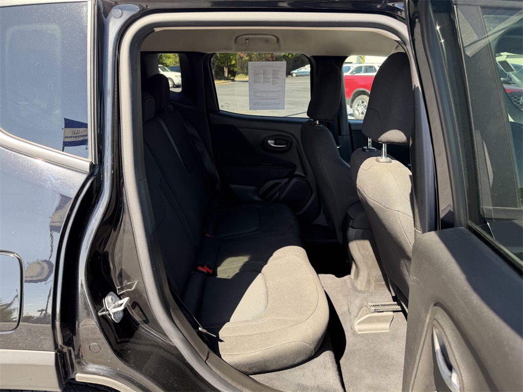2021 Jeep Renegade Sport photo 10